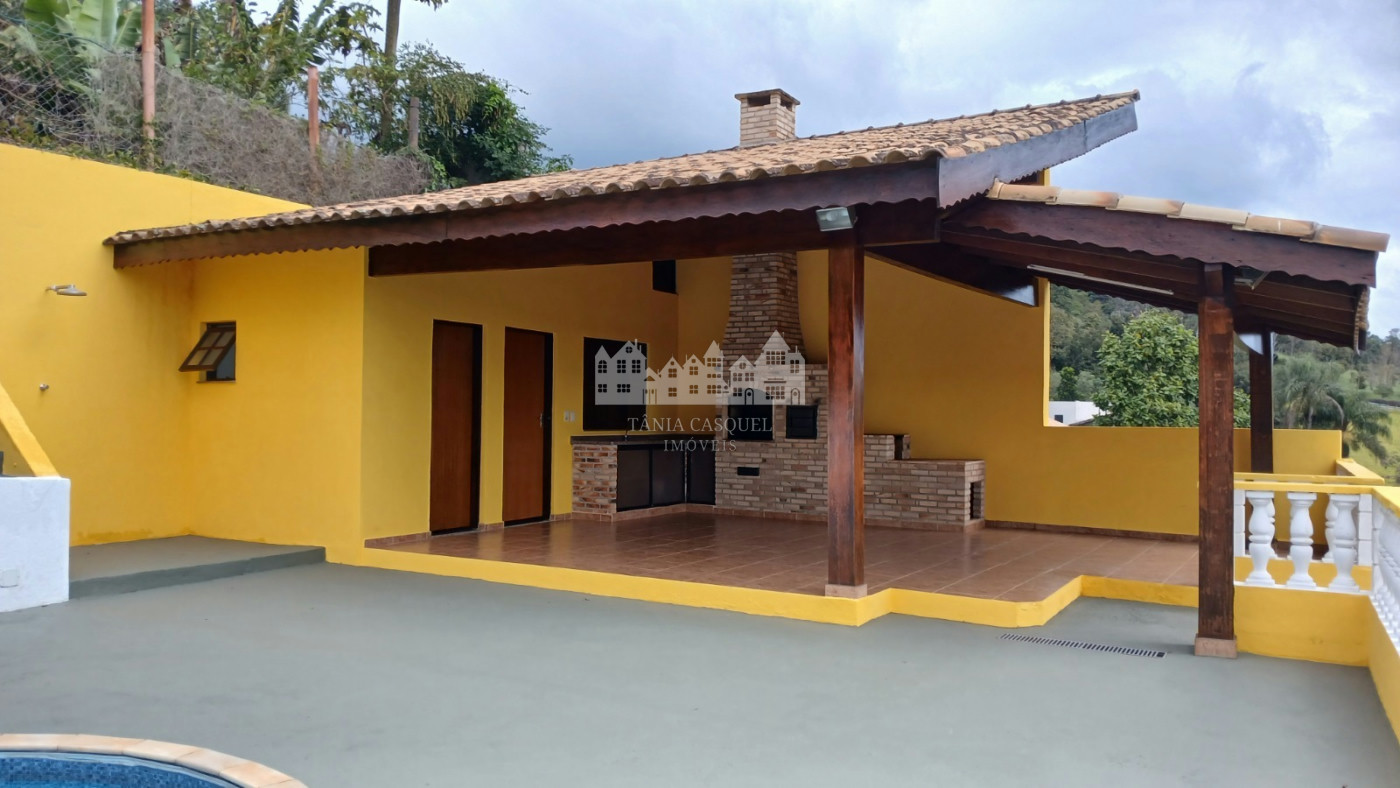 Casa para alugar com 3 quartos, sendo 1 suíte, em Vila Petrópolis, Atibaia, SP
