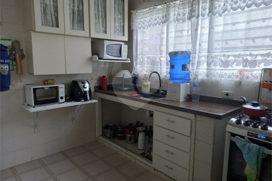 Sobrado à venda com 3 quartos, sendo 1 suíte, em Horto, São Paulo, SP