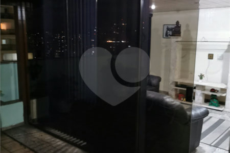 Cobertura à venda com 3 quartos em Vila Gumercindo, São Paulo, SP