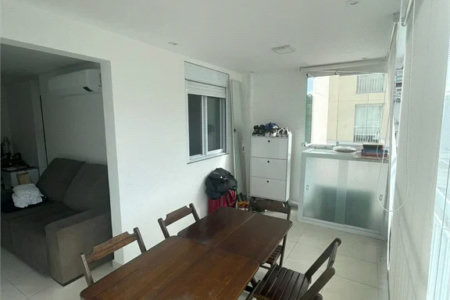 Apartamento à venda com 2 quartos, sendo 1 suíte, em Vila Ipojuca, São Paulo, SP