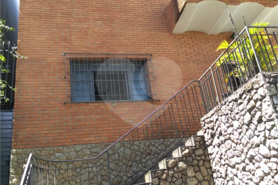 Sobrado à venda com 4 quartos, sendo 1 suíte,  em Santana, São Paulo, SP