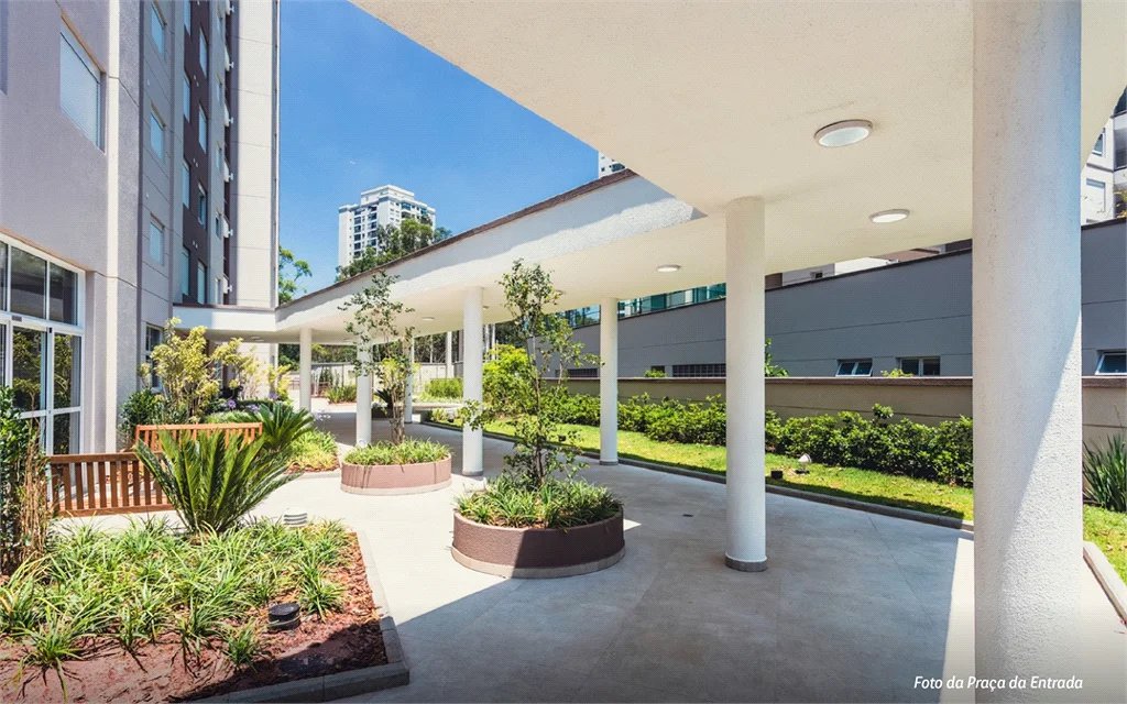 Apartamento à venda com 2 quartos, sendo 1 suíte,  em Vila Andrade, São Paulo, SP