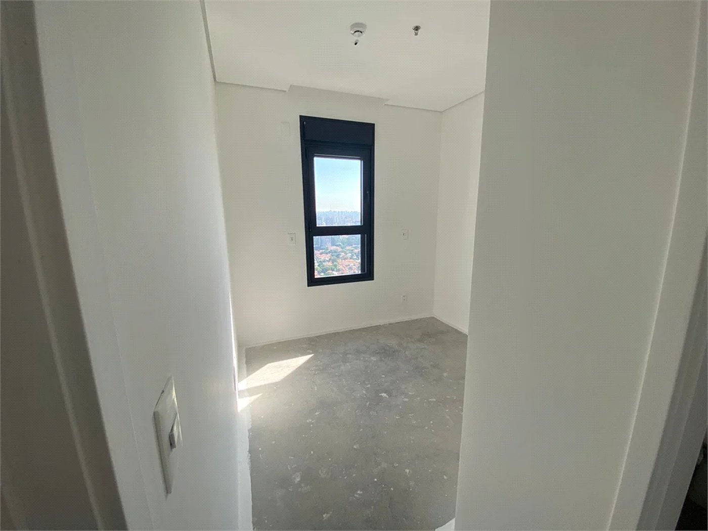 Apartamento à venda com 3 suítes em Jardim das Acácias, São Paulo, SP