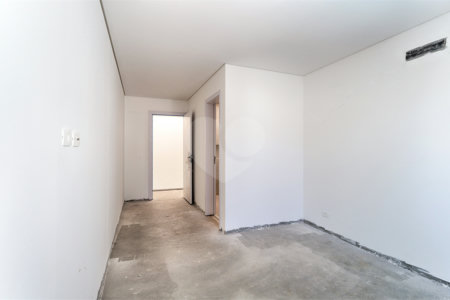 Casa à venda com 4 suítes no condomínio Edifício Jade, São Paulo - SP