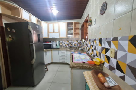 Casa à venda com 3 quartos, sendo 1 suíte, no condomínio Ibiti do Paço, Sorocaba - SP