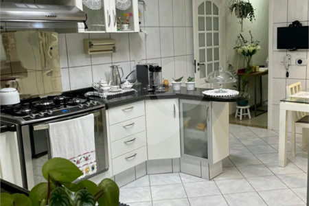 Sobrado à venda com 3 quartos, sendo 1 suíte, em Vila Maria Alta, São Paulo, SP