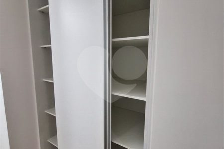 Apartamento à venda com 3 suítes em Vila Anastácio, São Paulo, SP