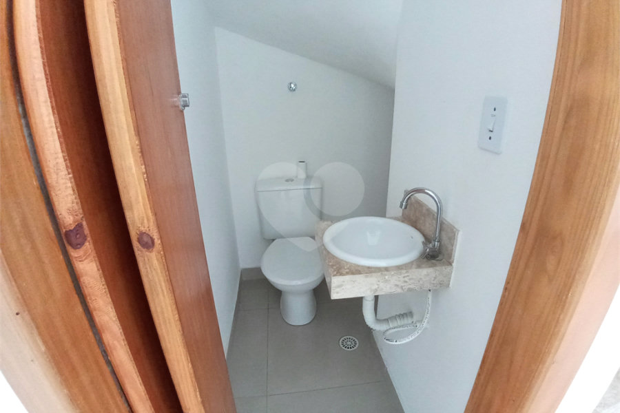 Casa à venda com 2 suítes no condomínio Residencial Vista Vila Guilherme, São Paulo - SP