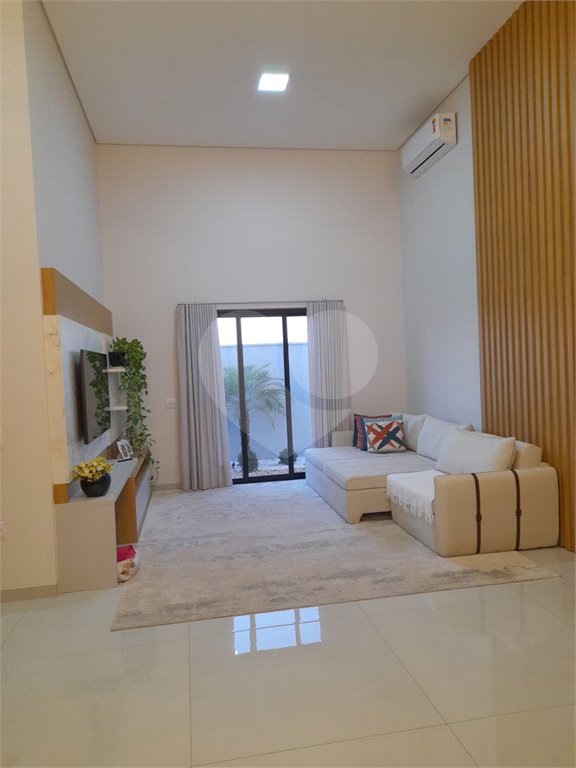 Casa à venda com 4 suítes no condomínio Quinta das Laranjeiras, Araraquara - SP