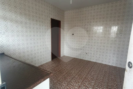 Sobrado à venda com 3 quartos, sendo 1 suíte, em Cidade Patriarca, São Paulo, SP