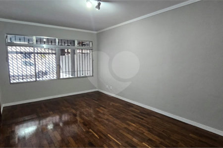 Sobrado à venda com 3 quartos, sendo 2 suítes, em Ferreira, São Paulo, SP