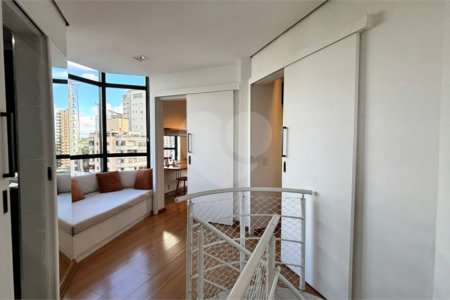 Cobertura duplex com 90 m², perfeita para quem busca conforto, privacidade e uma excelente localização.