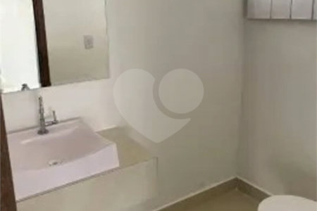 Casa à venda com 3 quartos no condomínio Villa D' Oro, Vinhedo - SP