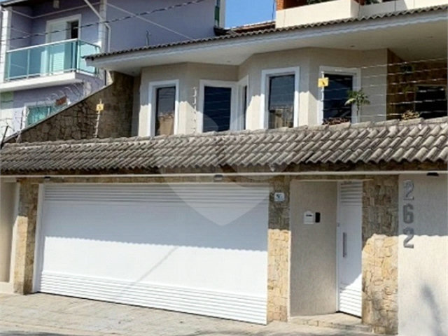 Sobrado à venda com 4 quartos, sendo 3 suítes,  em Vila Mazzei, São Paulo, SP