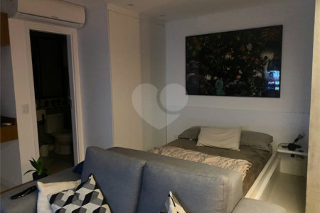 Excelente Apartamento Mobiliado de 34m² para Locação no Condomínio Viaza 400 – Campo Belo/SP!