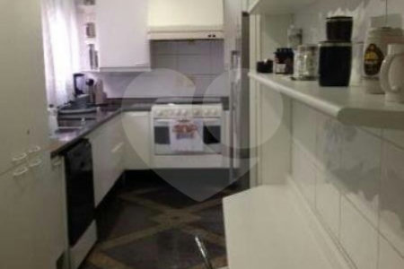 APARTAMENTO COM 4 DORMITÓRIOS E 4 VAGAS À VENDA NA MOOCA