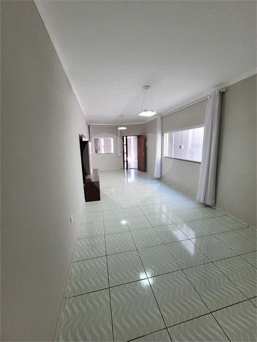 Sobrado à venda com 3 dormitórios, sendo 1 suíte – Aqui se Vive, Indaiatuba/SP