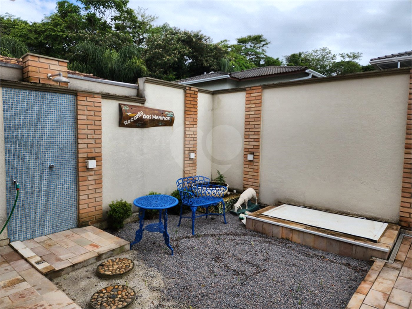Casa à venda com 4 suítes no condomínio Pedra Grande, Atibaia - SP