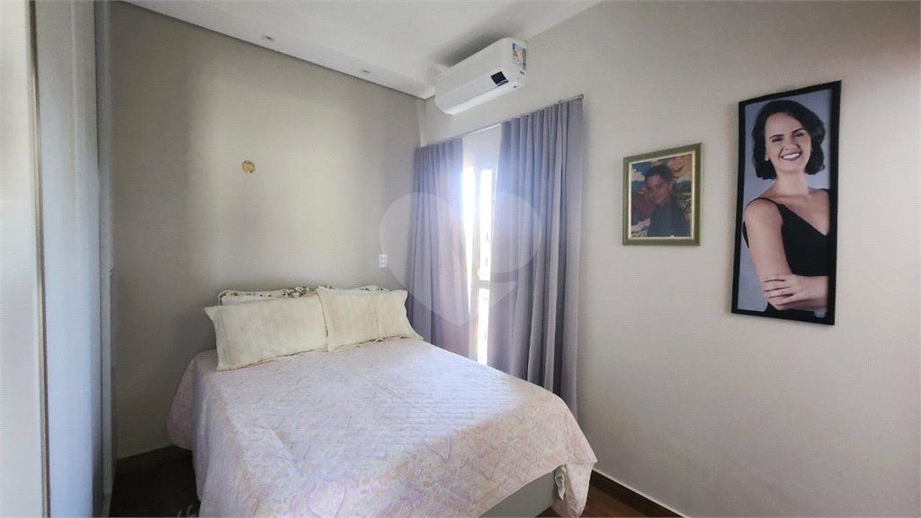 Casa à venda com 3 quartos, sendo 2 suítes, em Residencial Village Damha, Araraquara, SP