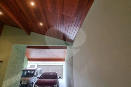Casa à venda com 3 quartos, sendo 1 suíte, em Jardim Celani, Salto, SP