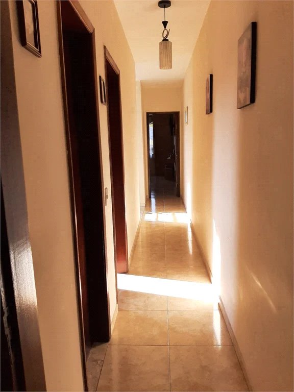 Sobrado à venda com 4 quartos, sendo 2 suítes, em Jardim Ester, São Paulo, SP
