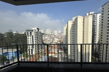 Apartamento à venda com 3 quartos, sendo 1 suíte, em Santa Teresinha, São Paulo, SP