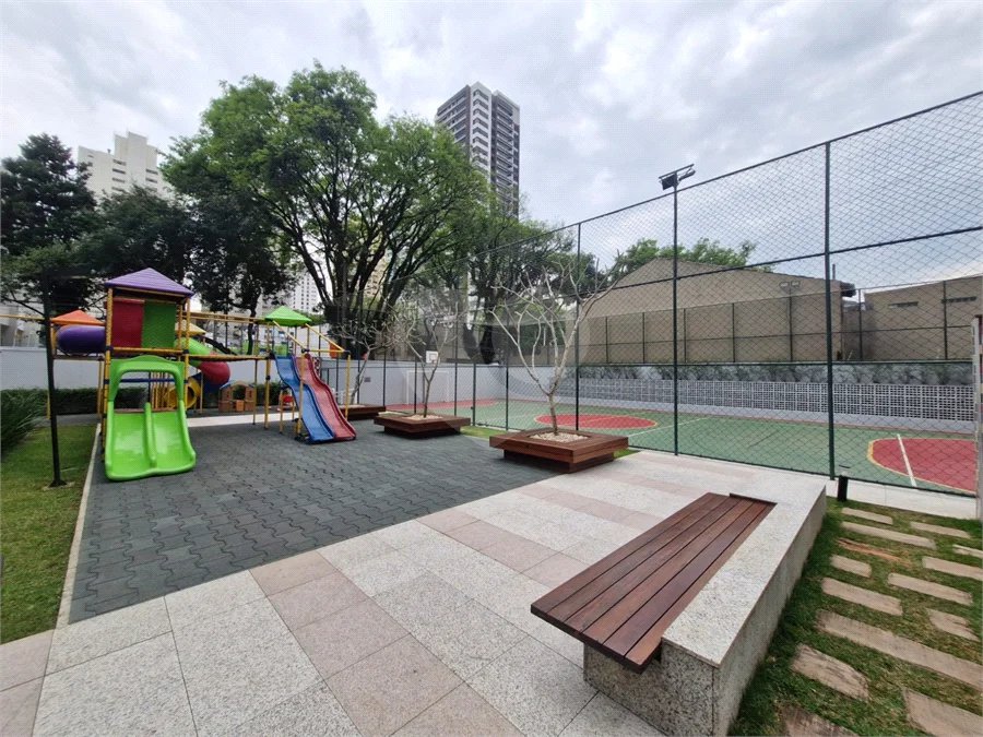 Apartamento à venda com 3 suítes em Alto da Boa Vista, São Paulo, SP