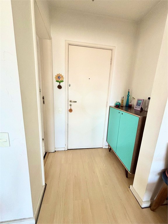 Apartamento à venda com 3 quartos, sendo 1 suíte,  em Indianópolis, São Paulo, SP