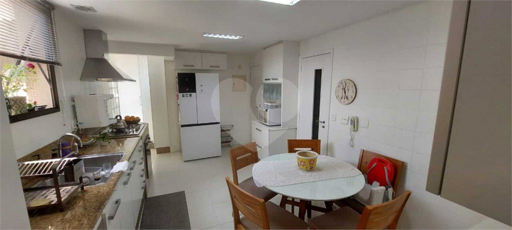 Apartamento à venda com 4 quartos, sendo 1 suíte,  em Tijuca, Rio de Janeiro, RJ
