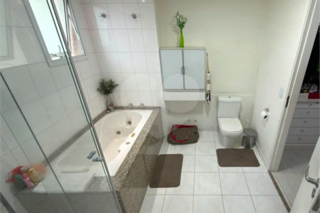 Apartamento à venda com 3 suítes em Jardim Marajoara, São Paulo, SP