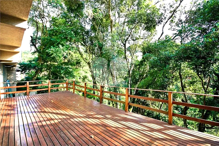 Casa à venda com 4 quartos, sendo 3 suítes,  no condomínio Itatinga 1, São Paulo - SP