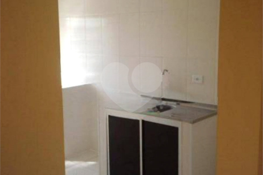 Prédio à venda com 1 quarto em Jaraguá, São Paulo, SP