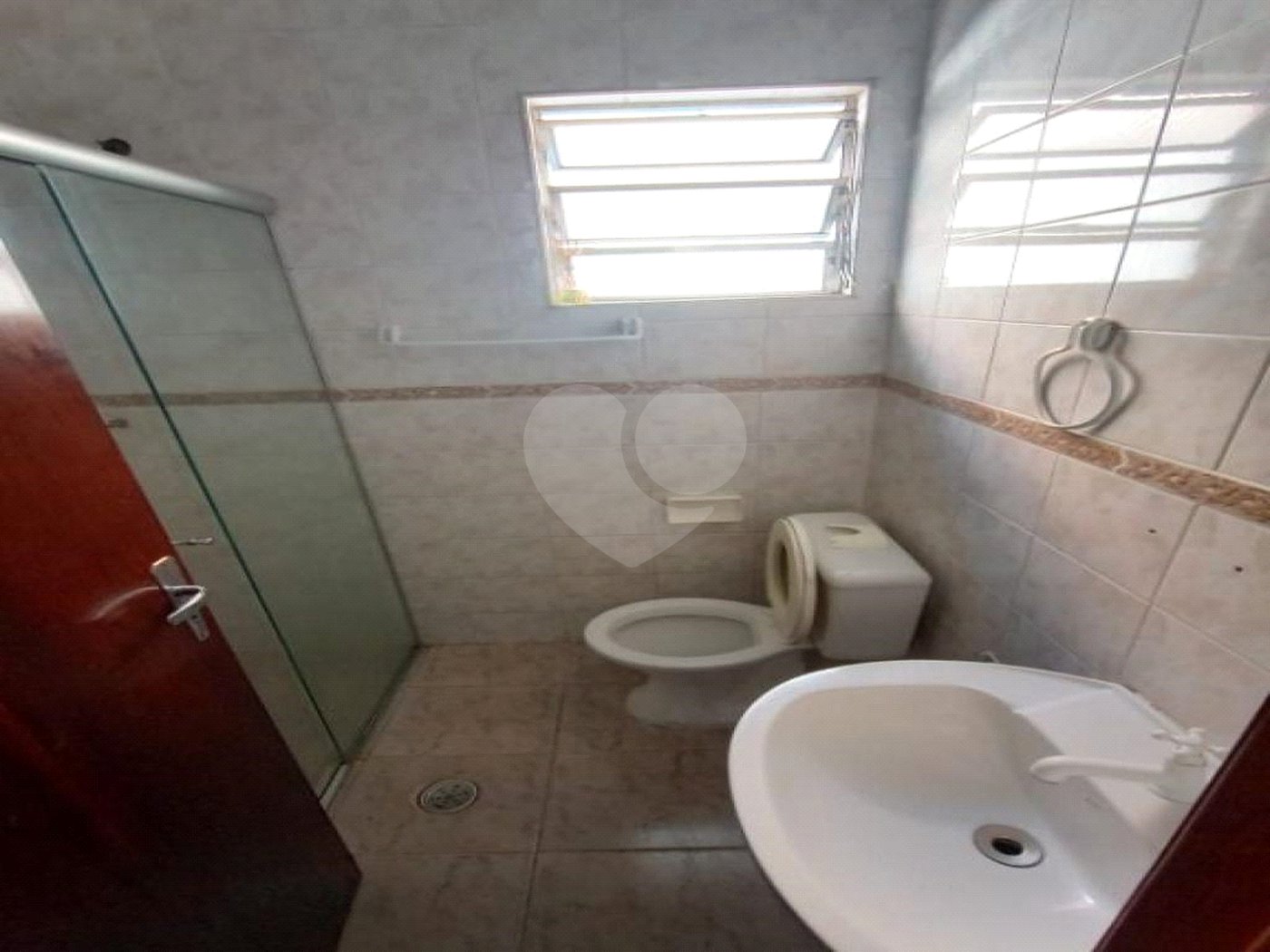 Casa à venda com 3 quartos, sendo 1 suíte, em Saúde, São Paulo, SP