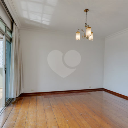 Apartamento à venda com 4 suítes em Campo Belo, São Paulo, SP