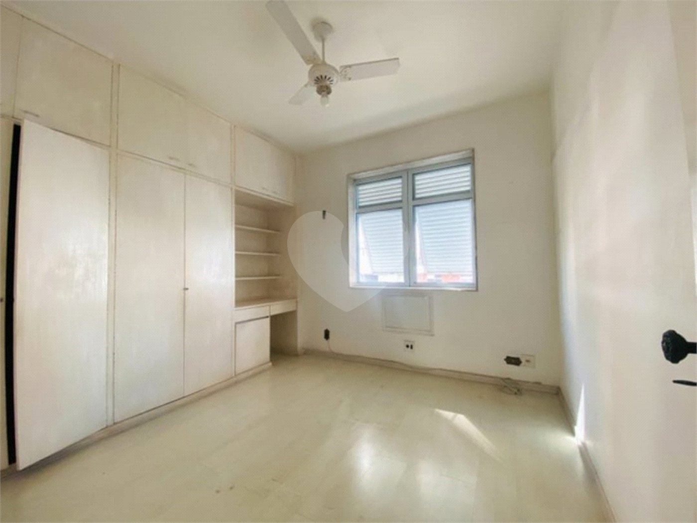 Apartamento à venda com 4 quartos, sendo 1 suíte, em Ipanema, Rio de Janeiro, RJ