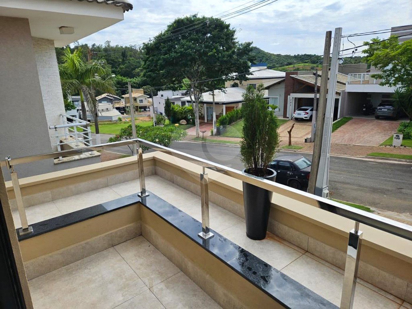 Casa à venda com 3 quartos, sendo 4 suítes, no condomínio Reserva dos Vinhedos, Louveira - SP