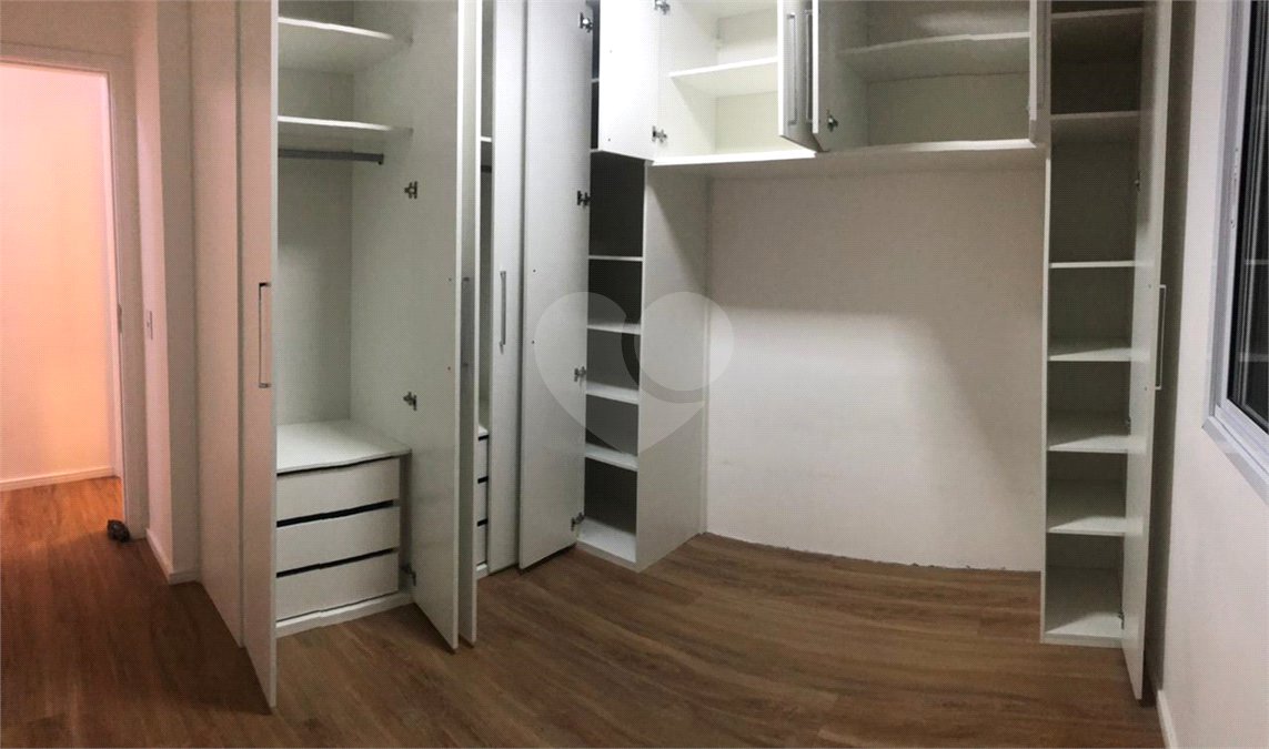 Apartamento à venda ou para alugar com 2 quartos em Parque Vitória, São Paulo, SP