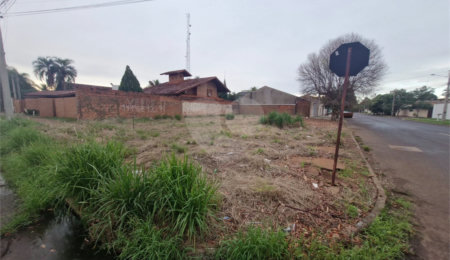 Terreno à venda no Centro, Três Lagoas, MS