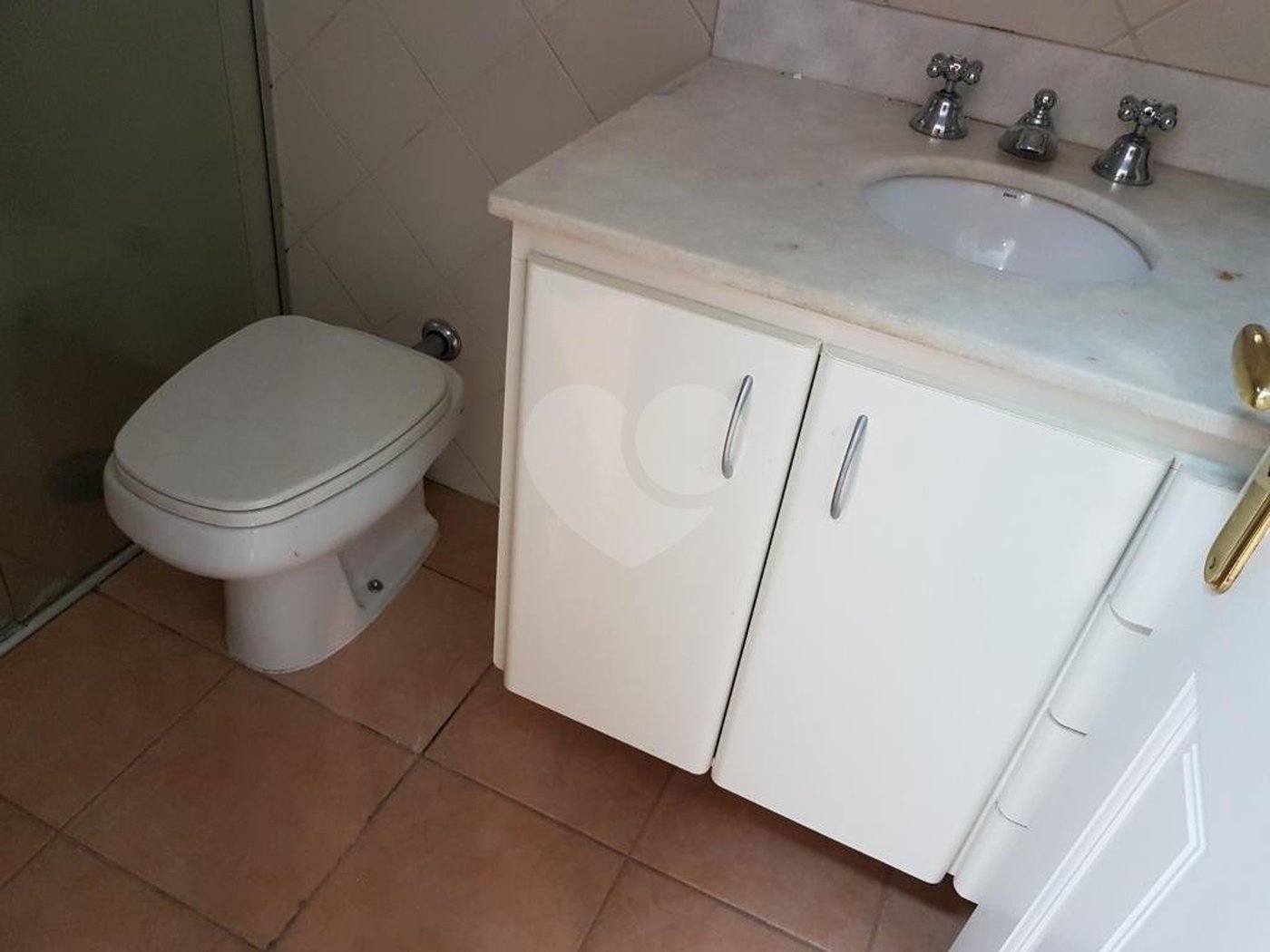 Casa à venda com 4 suítes no condomínio Jardim das Azaléias, São Paulo - SP