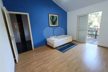 Chácara à venda com 4 quartos, sendo 1 suíte, em Vila Vilma (mailasqui), São Roque, SP
