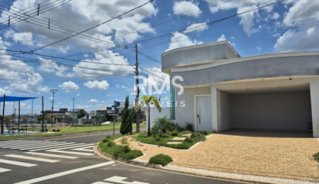 Casa à venda com 3 quartos, sendo 1 suíte,  em Parque Olivio Francesquini, Hortolândia, SP
