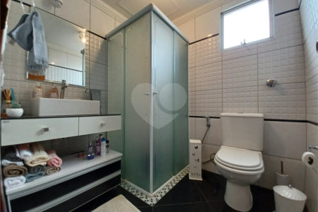 Apartamento à venda com 2 quartos em Vila Erna, São Paulo, SP
