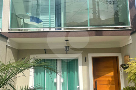 Sobrado à venda com 2 suítes em Vila Gustavo, São Paulo, SP