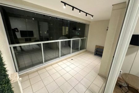 Apartamento para locação no Campo Belo com 51m², com 1 dormitório, 1 vaga, e lazer completo