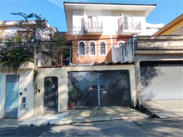 Sobrado à venda com 3 quartos, sendo 1 suíte,  em Tremembé, São Paulo, SP