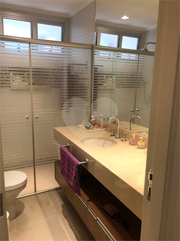 Apartamento à venda com 4 quartos, sendo 3 suítes, em Alto da Boa Vista, São Paulo, SP