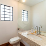 Casa à venda com 4 quartos, sendo 1 suíte, em Jardim Novo Mundo, São Paulo, SP