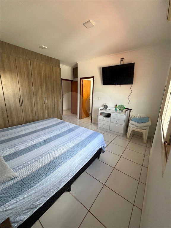 Casa à venda com 4 quartos, sendo 1 suíte, em Vila Santa Maria (vila Xavier), Araraquara, SP