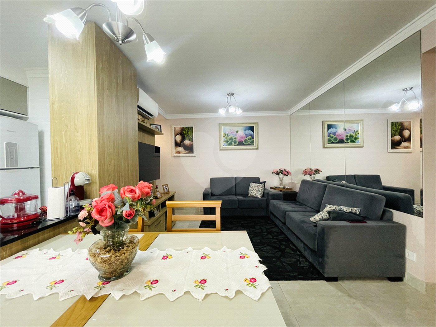 Apartamento à venda com 2 suítes em Vila Scarpelli, Santo André, SP