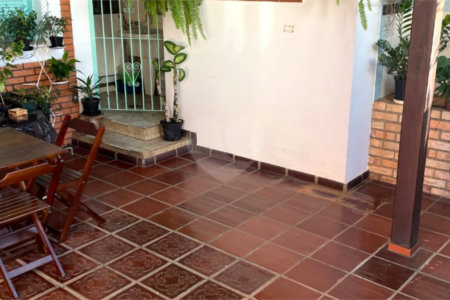 Casa à venda com 2 quartos, sendo 1 suíte,  em Vila Trujillo, Sorocaba, SP